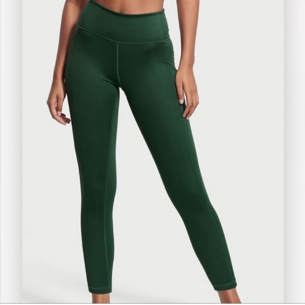 VICTORIA SECRET INCREDIBLE ESSENTIAL 16W POCKET KNOCKOUT LEGGINGS XL